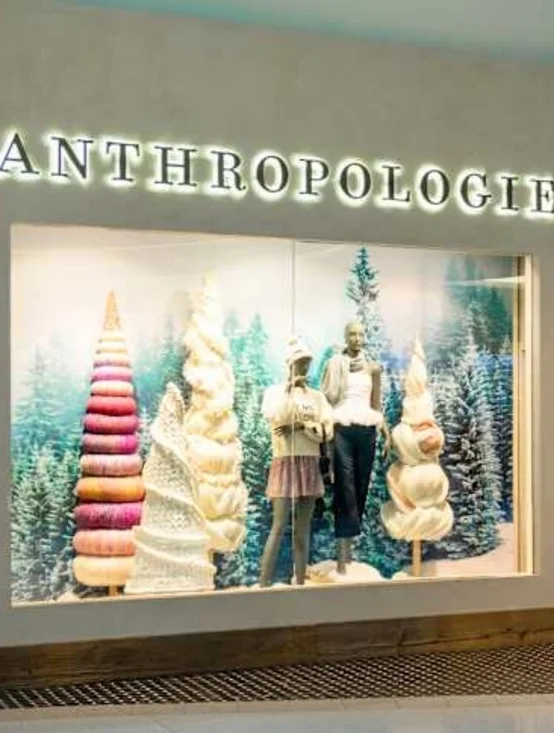 NOON. TRENDING PARTY - Picture 3 of 5